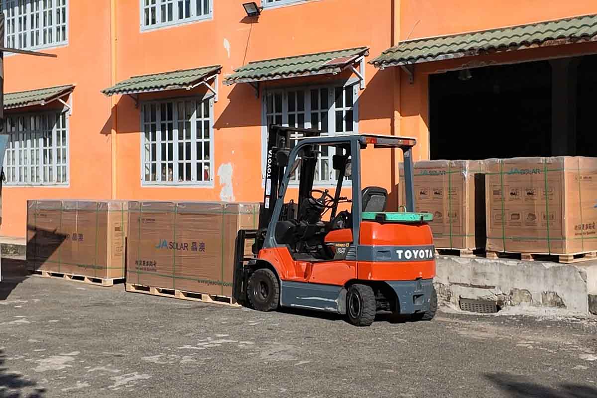 Kho thiết bị của Hà Thiên Energy